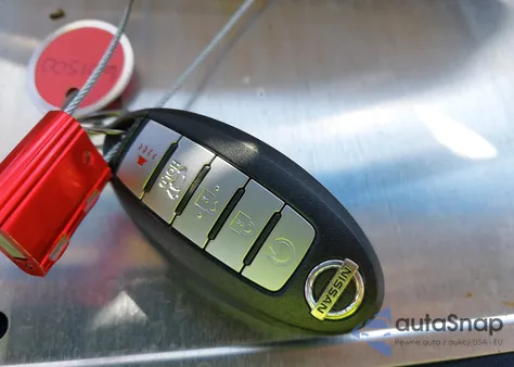 2015 Nissan Pathfinder Sv z USA, uszkodzony, nr VIN 5N1AR2MM1FC603013